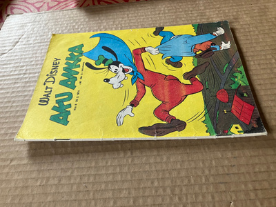 AKU ANKKA 8/1974 HYVÄ