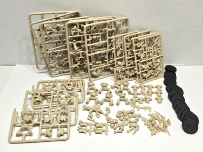 WH40K - 15kpl Space Marine figuureita (Rogue Trader) [K197]