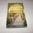 Fiona  Valpy Mehiläishoitajan salaisuus -pok - pikkukuva 1