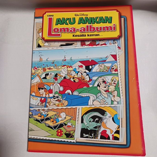 Walt Disney : Aku Ankan Loma-albumi