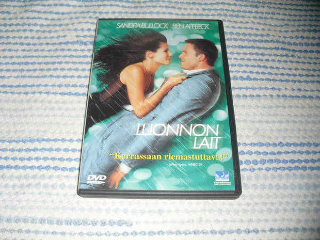 LUONNON LAIT (Ben Affleck)***