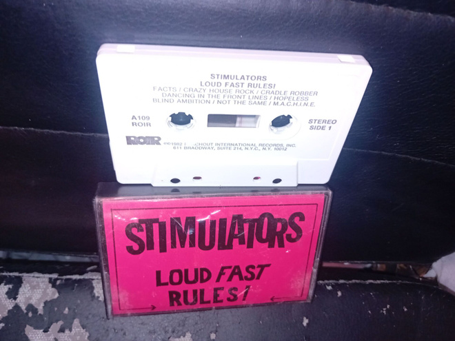 C-kasetti Stimulators LOUD FAST RULES ( SIS POSTIKULU )