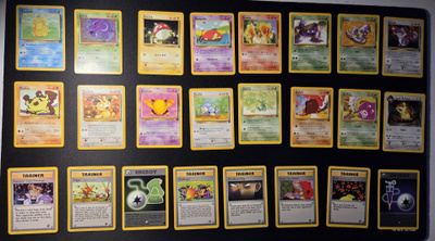 Pokemon Team Rocket Uncommon + Common kortit 42 kpl