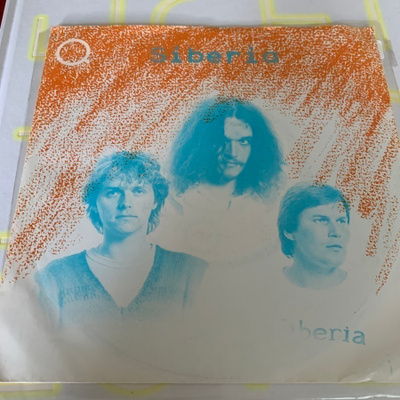 SIBERIA: Konsertti * Amos maalaa *FIN 1982