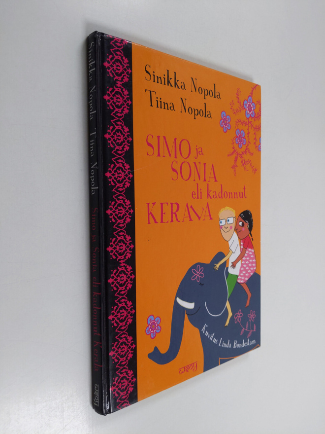 Sinikka Nopola ym. : Simo ja Sonia eli kadonnut Kerala