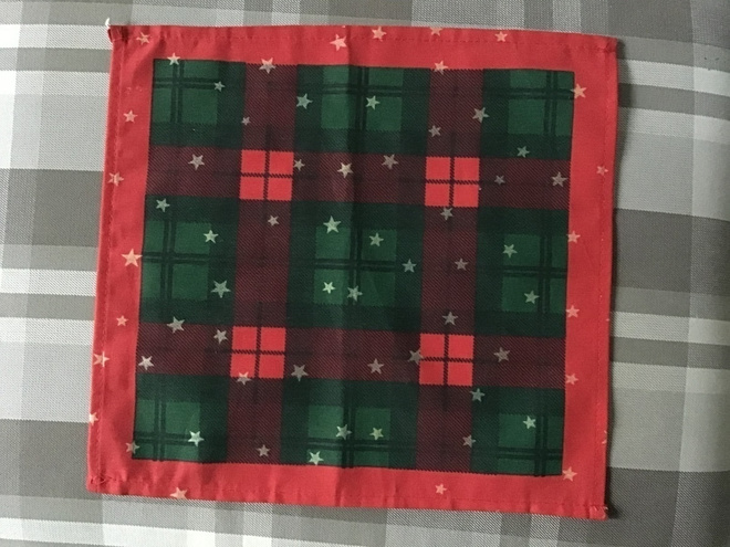 Pieni joululiina ( 28 x 29,5 cm )