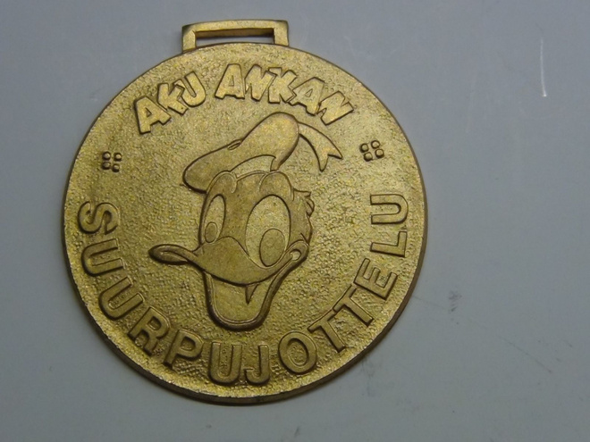 AKU ANKKA SUURPUJOTTELU  1980