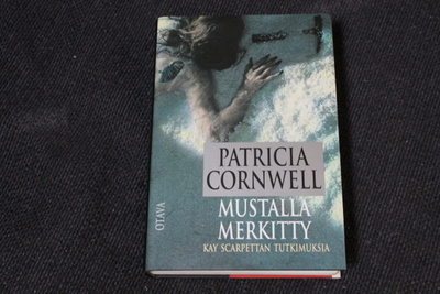 1.p. Patricia Cornwell - Mustalla merkitty (2000)
