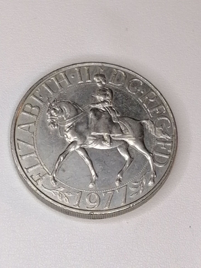 Queen Elizabeth II Silver Jubilee Muistoraha DG.REG FD 1977