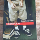 Joyce Carol Oates - Syntipukki - pikkukuva 1