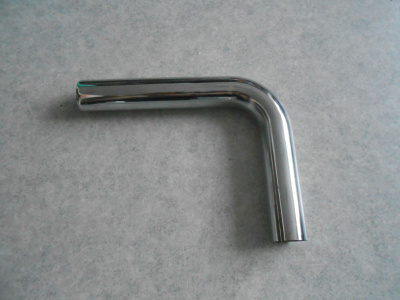 metallinen 90 asteen kulmaputki