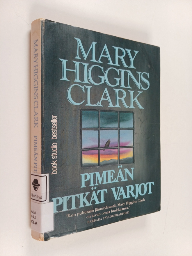 Mary Higgins Clark : Pimeän pitkät varjot