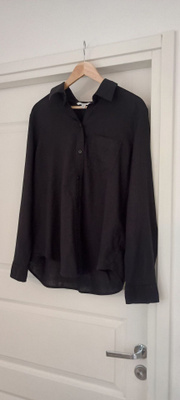 Musta H&M pellavapaita M