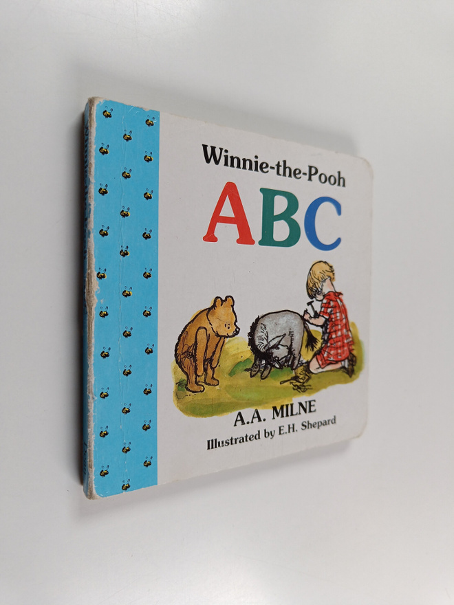 Alan Alexander Milne ym. : Winnie-the-Pooh ABC