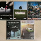 Alan Ball: MULLAN ALLA (2001-2005) koko tv-sarja (25DVD) - pikkukuva 2
