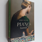 Janice Y. K. Lee : Pianotunnit - pikkukuva 1