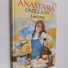 Lois Lowry : Anastasia omillaan - pikkukuva 1