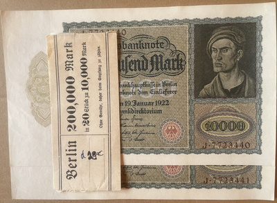 ALE - 50% Germany 10.000 Mark 19.1.1922 P72 "Kreivi Dracula"
