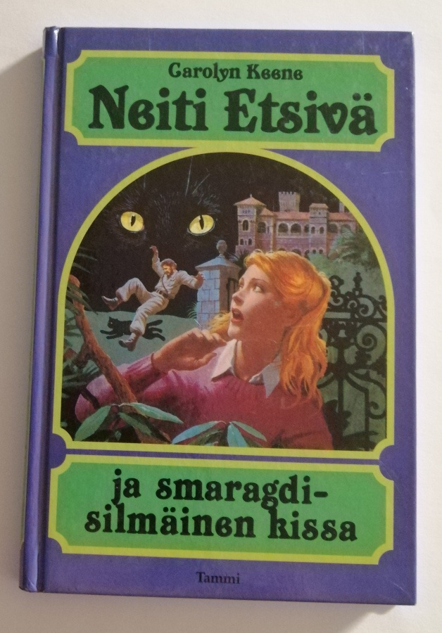 Neiti etsivä ja smaragdisilmäinen kissa