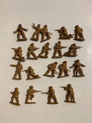 Matchbox 1:72 Brittiläisiä sotilaita