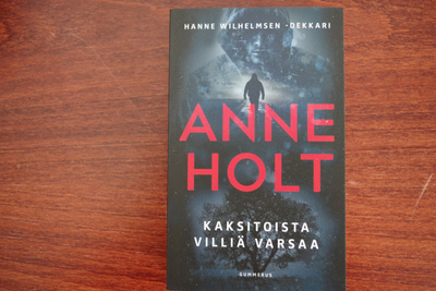 Anne Holt: Kaksitoista villiä varsaa (2025)