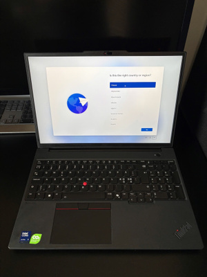 Lenovo ThinkPad P16s Gen 4, Ultra 9 / 64GB RAM / 1TB SSD
