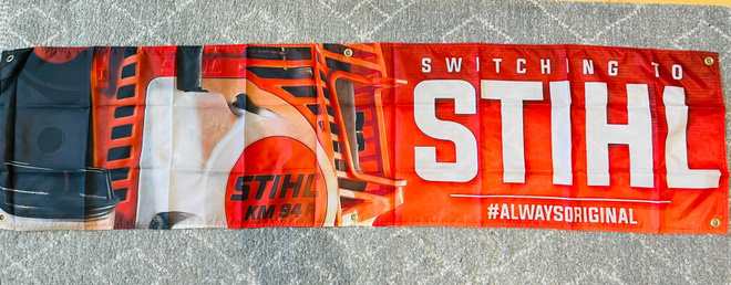 Stihl moottorisaha banneri - lippu