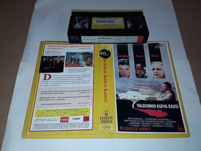 Valkoinen kuiva kausi - SF VHS (Esselte Video)