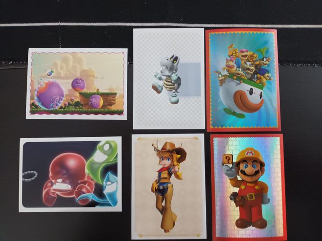 Panini Super Mario -tarrat 6 kpl + Luigi-kortti