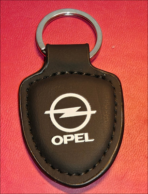 Pieni nahkainen musta Opel avaimenperä #31661