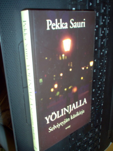 Sauri : Yölinjalla - selviytyjän käsikirja ( 1 p. 2004 )