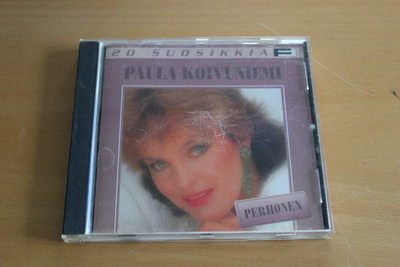 Paula Koivuniemi: 20 suosikkia Perhonen