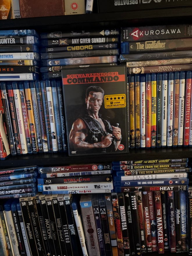 Commando Arnold Schwarzenegger