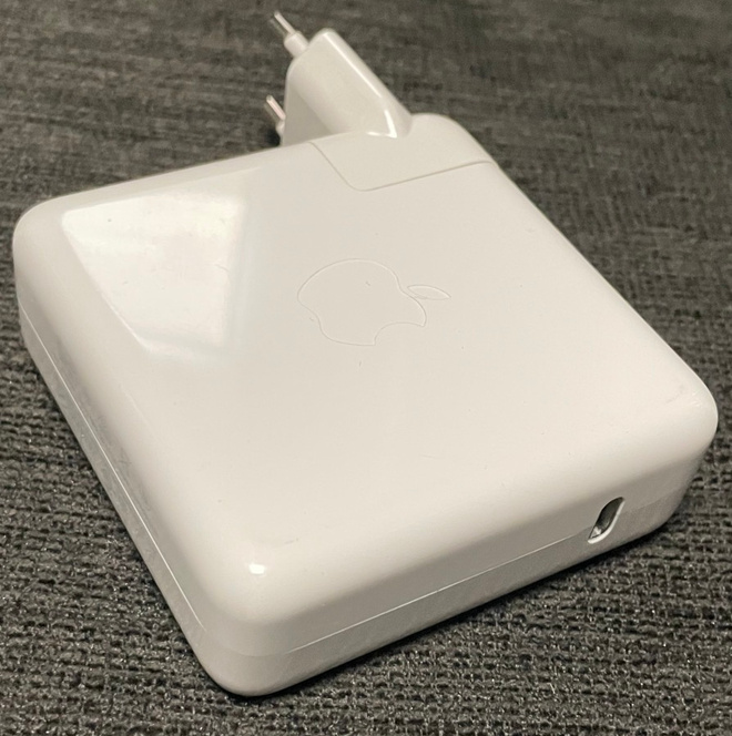 Apple 87W USB-C virtalähde -  alkuperäinen - käytetty