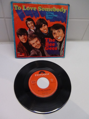 THE BEE GEES 7´TO LOVE SOMEBODY, CLOSE ANOTHER DOOR