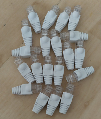 RJ45-modulaariliitin + suoja CAT6
