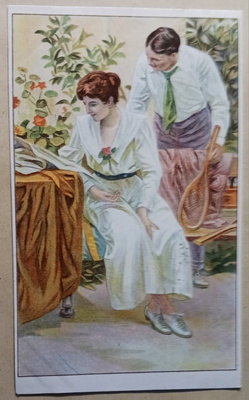 Leidi ja herrahenkilö menossa pelaamaan tennistä, p. 1922