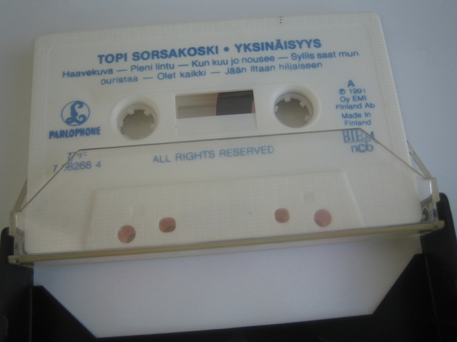 Topi Sorsakoski - Yksinäisyys (c-kasetti)