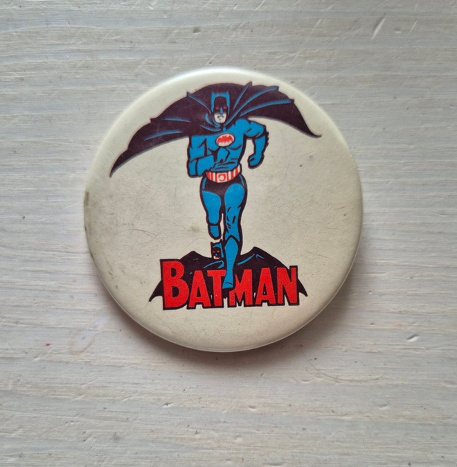 Batman – rintamerkki 1960-luvulta – aito vintage