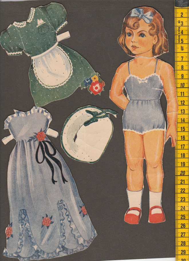 Paperinukke tyttö 1940-luku
