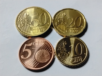 Suomi 5,10,20 ja 50 cent unc 2004 yht. 4 kpl