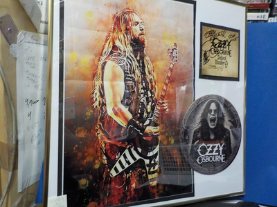 OZZY OSBOURNE / ZAKK WYLDE TAULU NIMMAREILLA