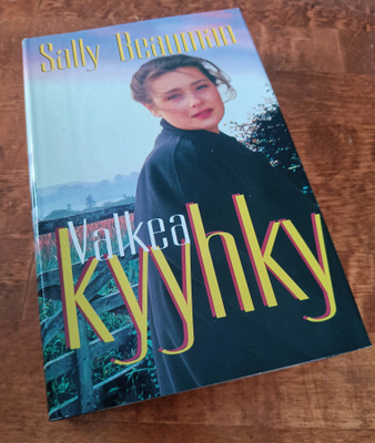 Sally Beauman: Valkea Kyyhky