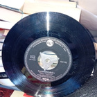 7" single Vieno Kekkonen : Kuutamolla kahden ( SIS POSTIKUL - pikkukuva 1