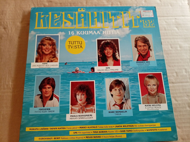 LP  Kesähittejä 3 Levyllistä