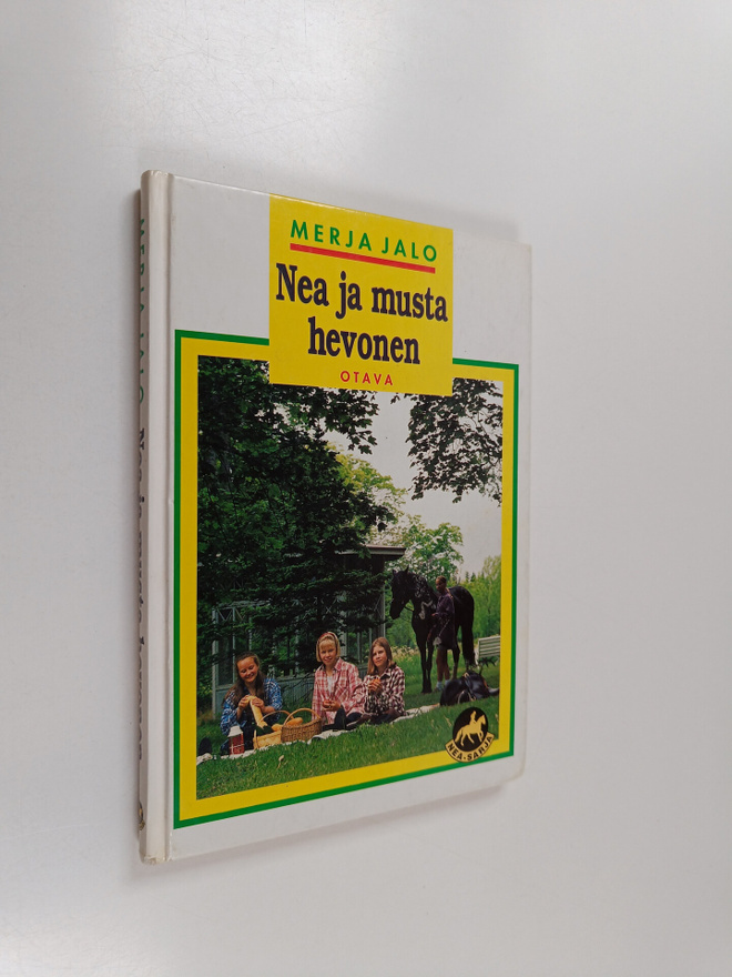Merja Jalo : Nea ja musta hevonen