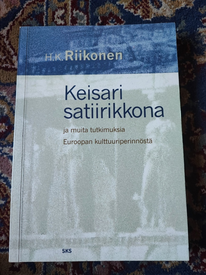 Keisari satiirikkona H. K. Riikonen