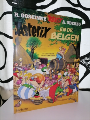 Asterix en de Belgen - Goscinny & Uderzo - Hollanninkielinen