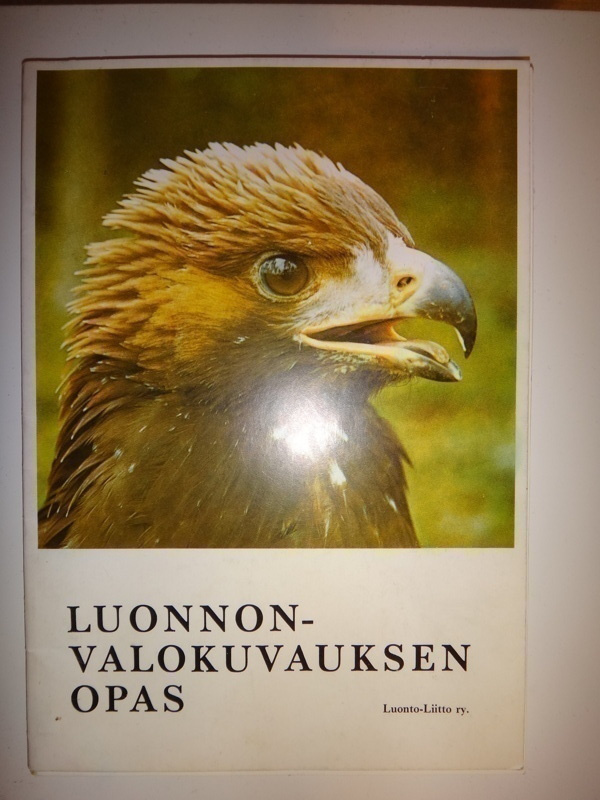 vanha 1973 LUONNONKUVAUKSEN OPAS KIRJANEN