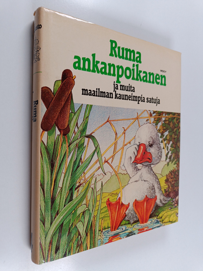 Kerttu (toim.) Piskonen : Suuri satukirjasto 4 : Ruma ank...